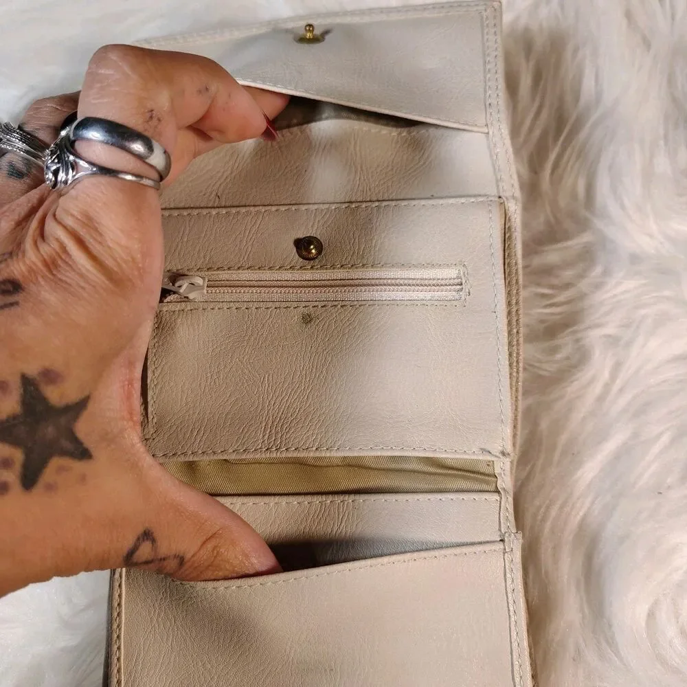 Beige Tri Fold Faux Leather Liz Claiborne Wallet Gold Hardware VTG